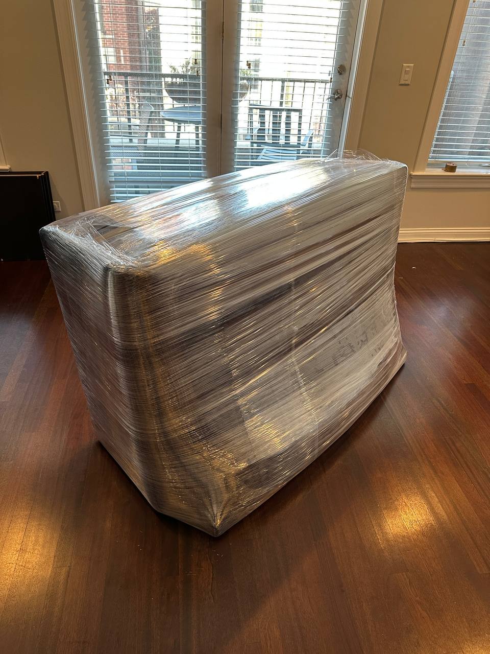 Lincoln Park apartment move